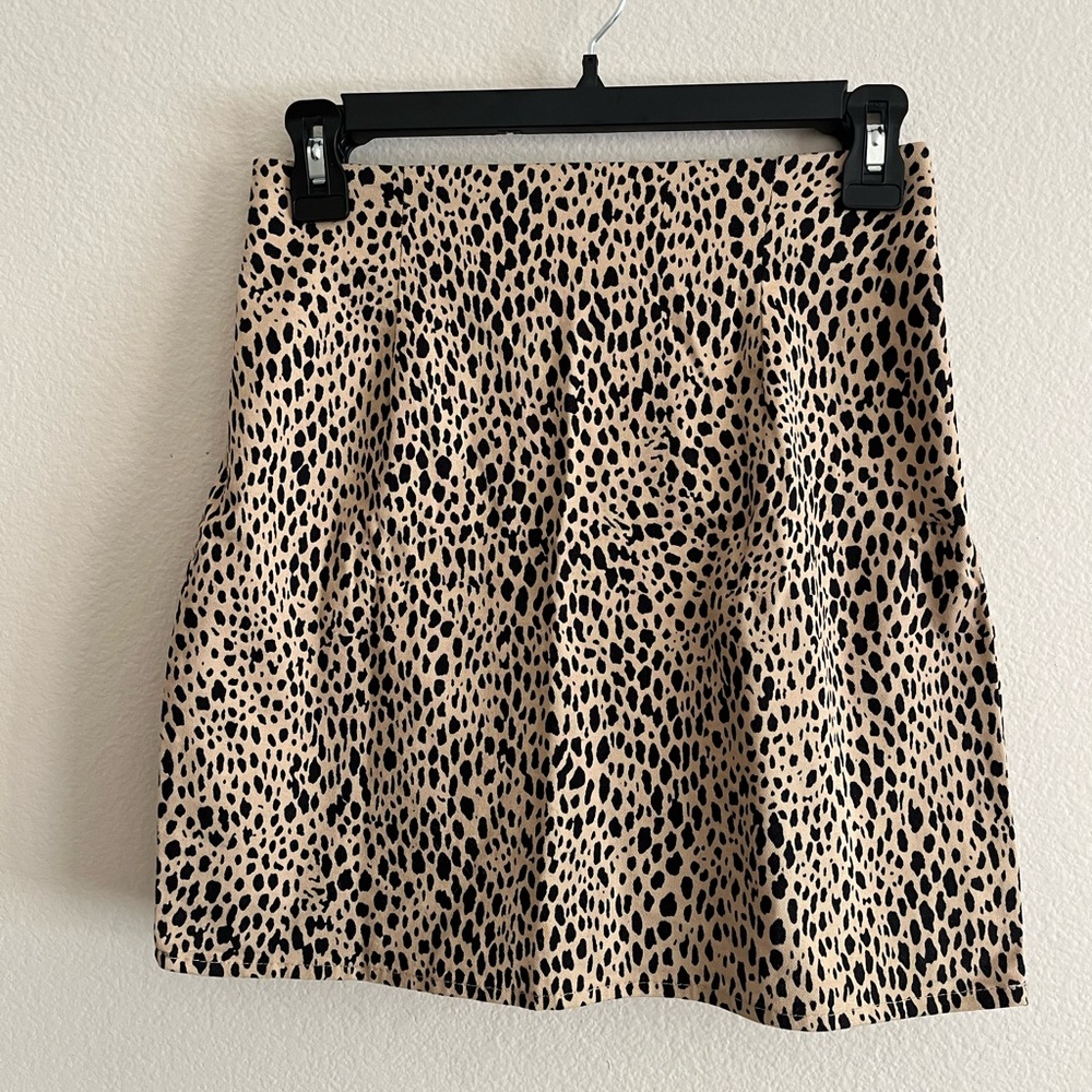 Brandy Melville skirt